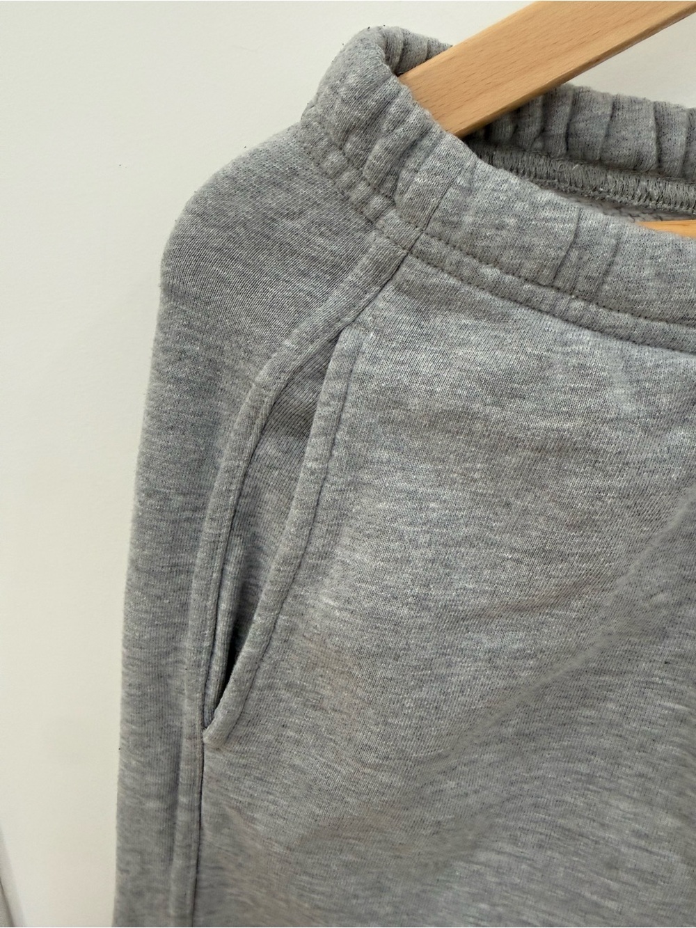 XiRENA davis sweatpant in heather grey - Picture 9 of 13